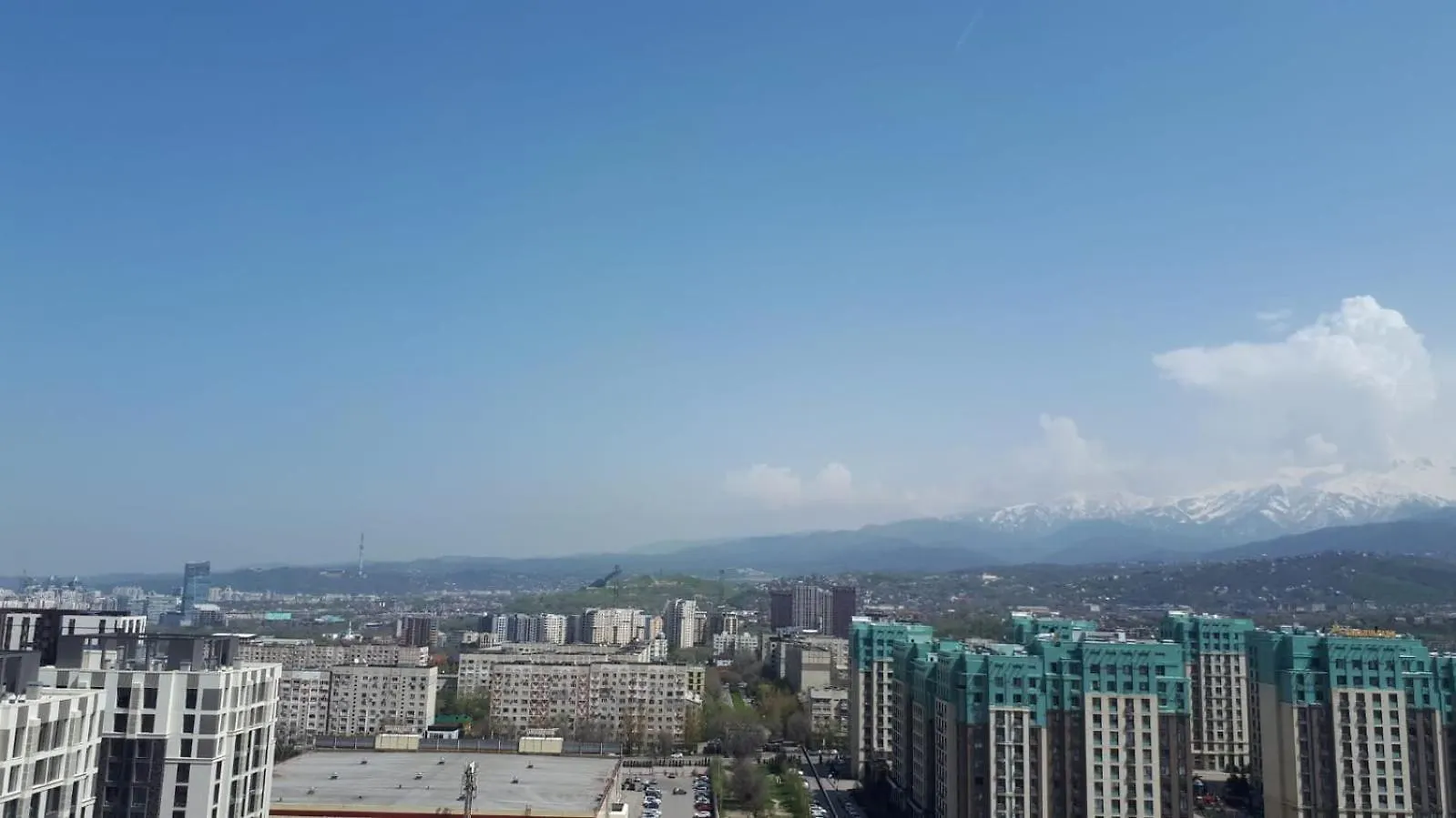 Апартаменты В Жк R House Рядом С Трц Mega Almaty Kazakhstan