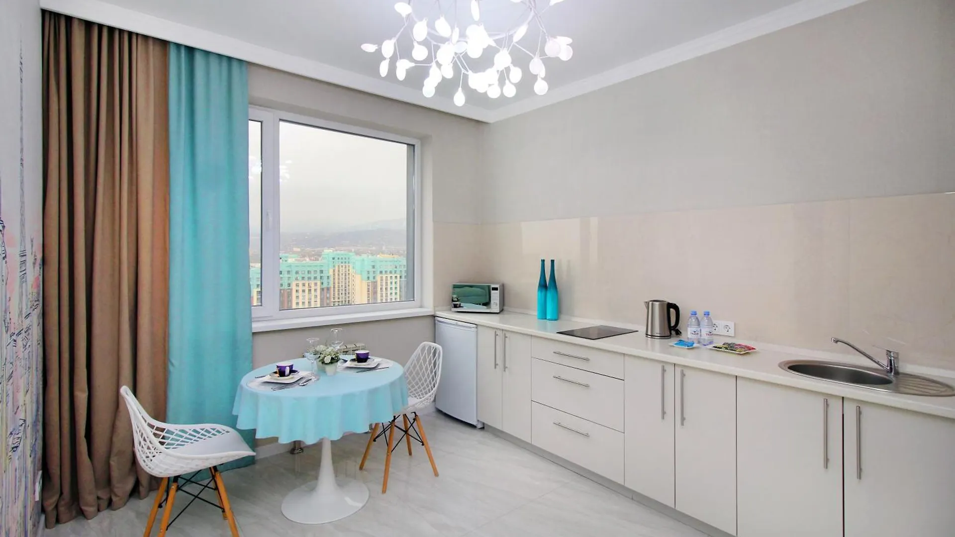 Апартаменты В Жк R House Рядом С Трц Mega Almaty
