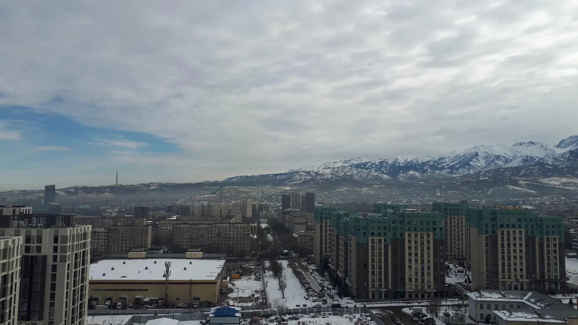 Апартаменты В Жк R House Рядом С Трц Mega Almaty Apartment