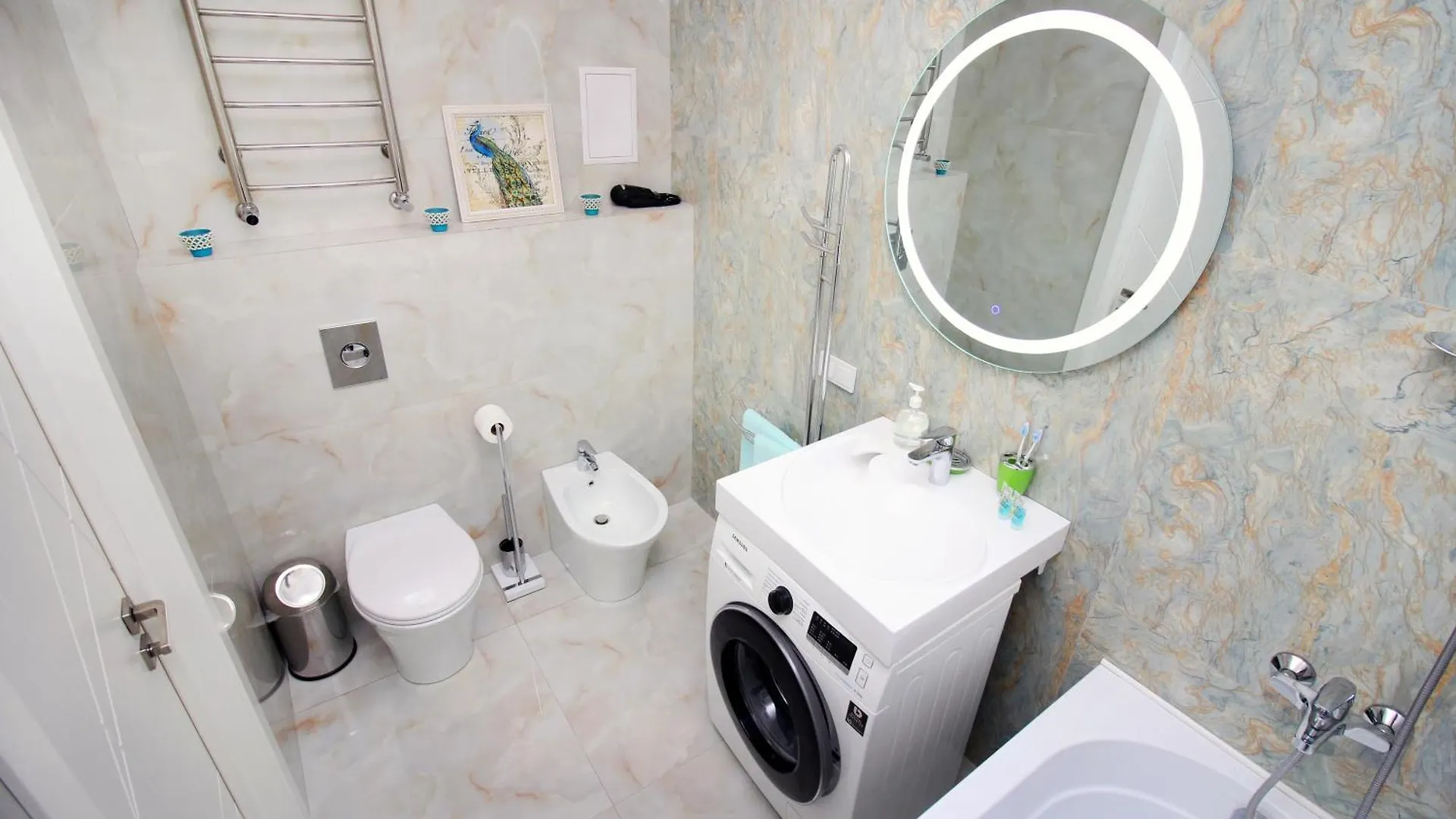 Апартаменты В Жк R House Рядом С Трц Mega Almaty Kazakhstan