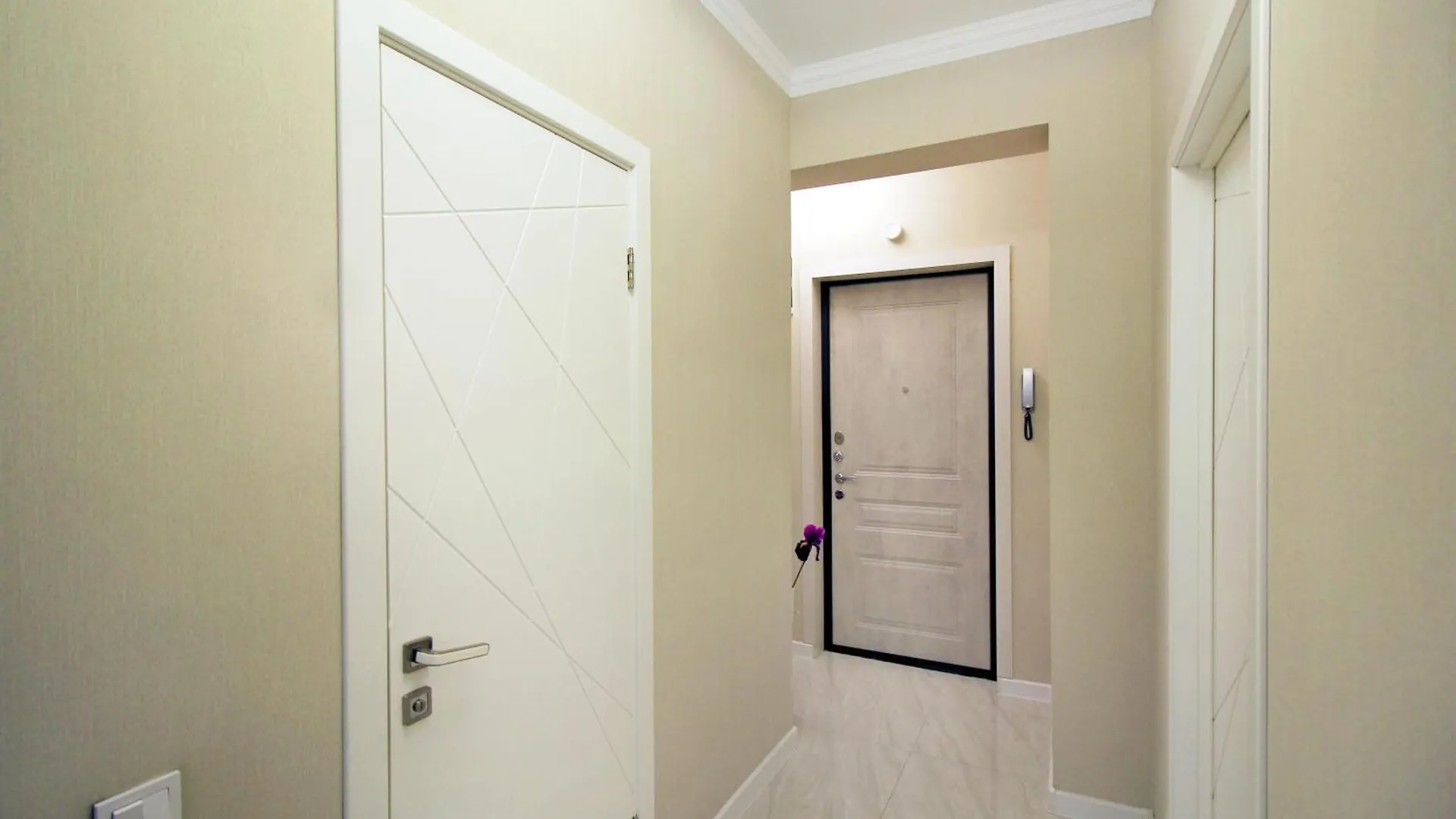 Апартаменты В Жк R House Рядом С Трц Mega Almaty 0*,  Kazakhstan